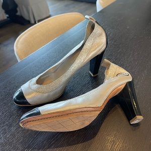 Chanel silver and black pumps